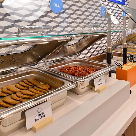 فندق هوليداي إن إكسبريس فورت لودرديل نورث - إكزكيوتف إيربورت المظهر الخارجي الصورة